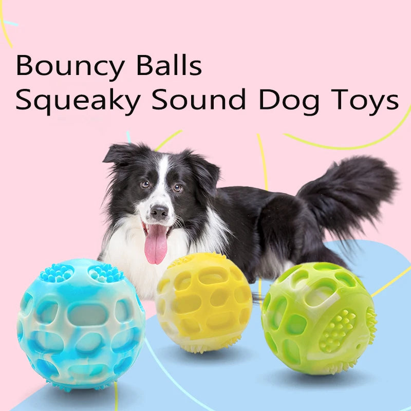 Os brinquedos para cães de estimação são resistentes e duráveis, podem aliviar o desconforto da dentição e são adequados para uso durante o treinamento ao ar livre.